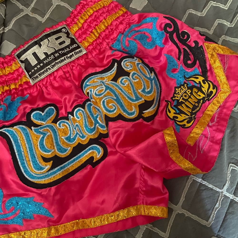 Boxing shorts fashion trend - Picture 2 of 5
